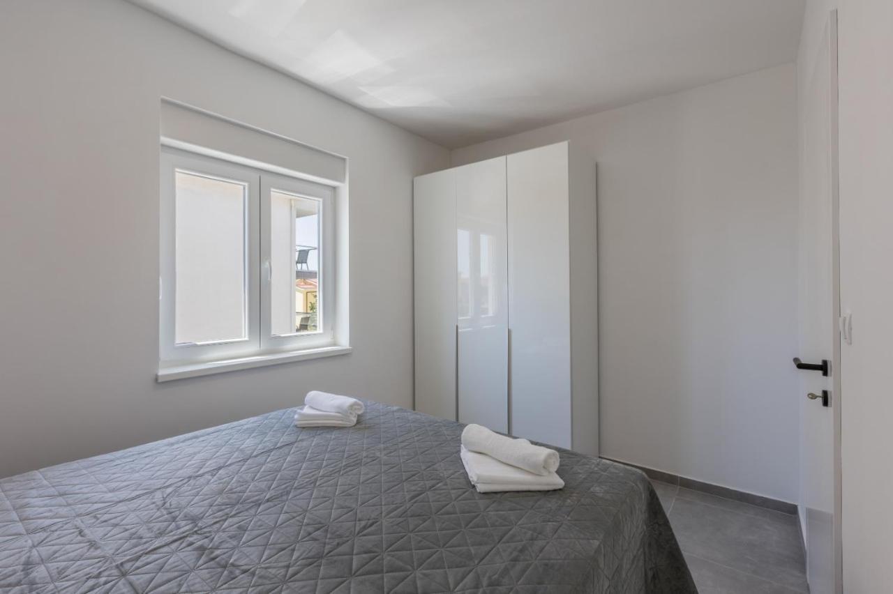 Carpe Diem Luxury Apartments ロゴズニッツァ エクステリア 写真